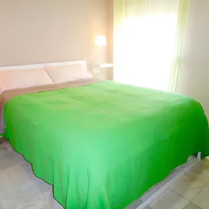 Enjoy Apart. Centro Y Playa Cervantes Apartamento